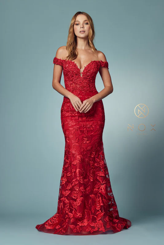 Vestido de sirena con hombros descubiertos de Nox Anabel C439 - Imagen 8