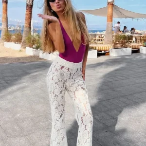 Pantalones Ibicencos de Encaje Blanco con Pierna Ancha