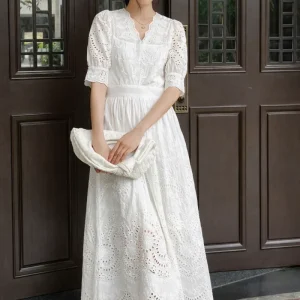 Vestido Ibicenco Blanco Retro con Encaje
