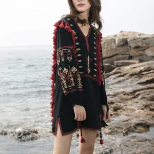 Vestido Ibicenco Bohemio con Cuello V, Mangas Largas y Detalles Vintage